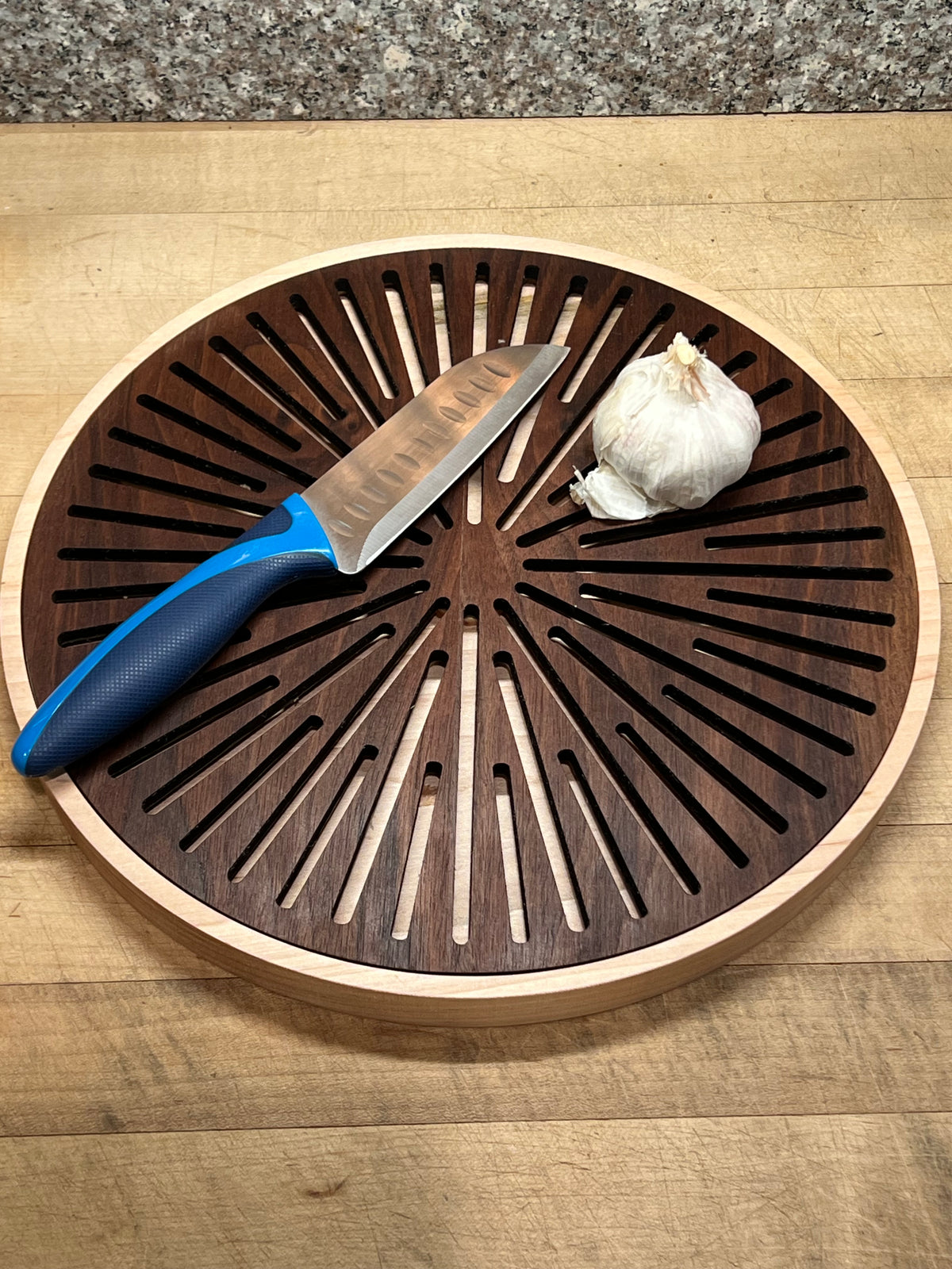 Round bread crumb tray ￼