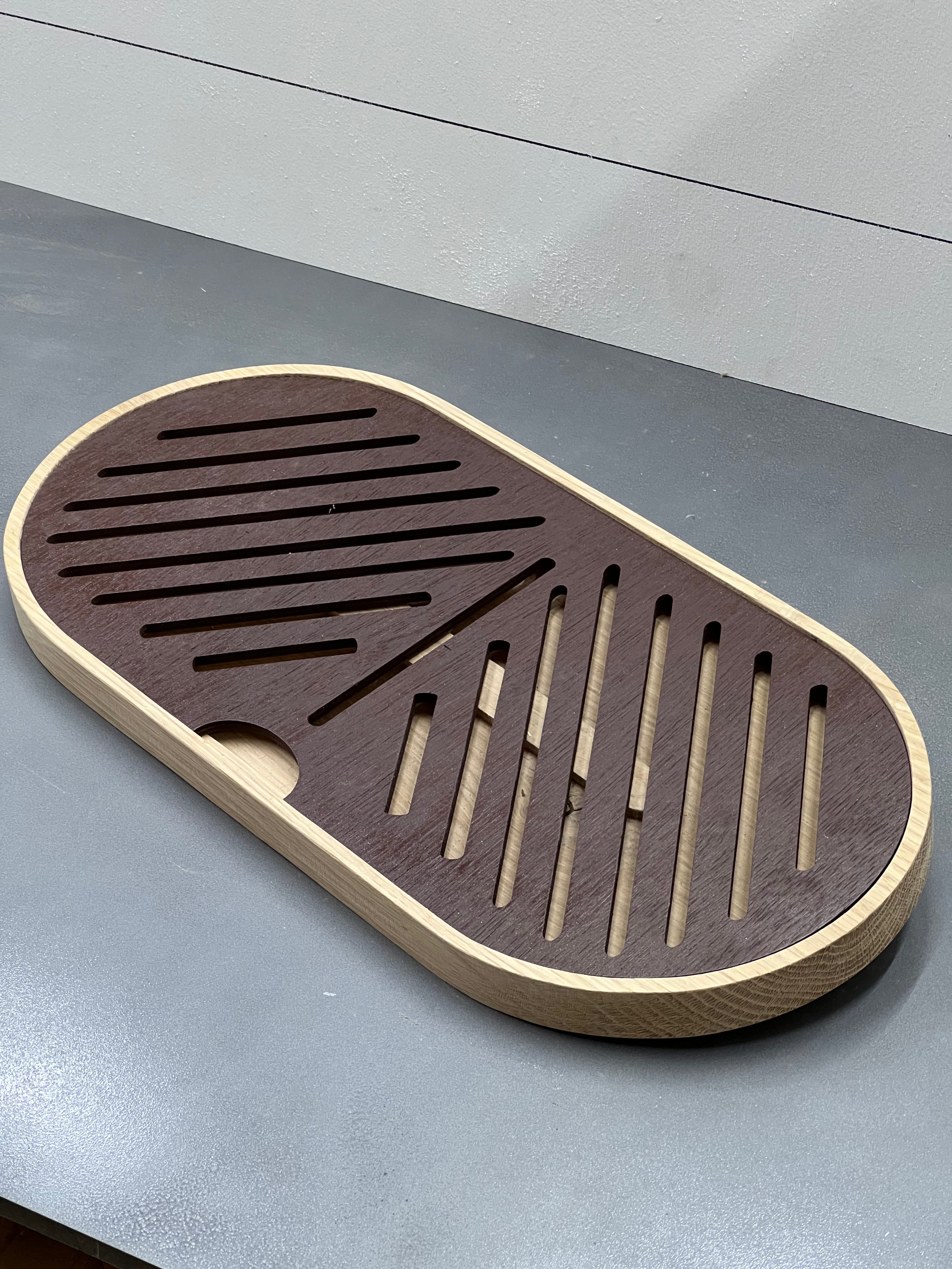 French bread crumb, and cutting board￼
