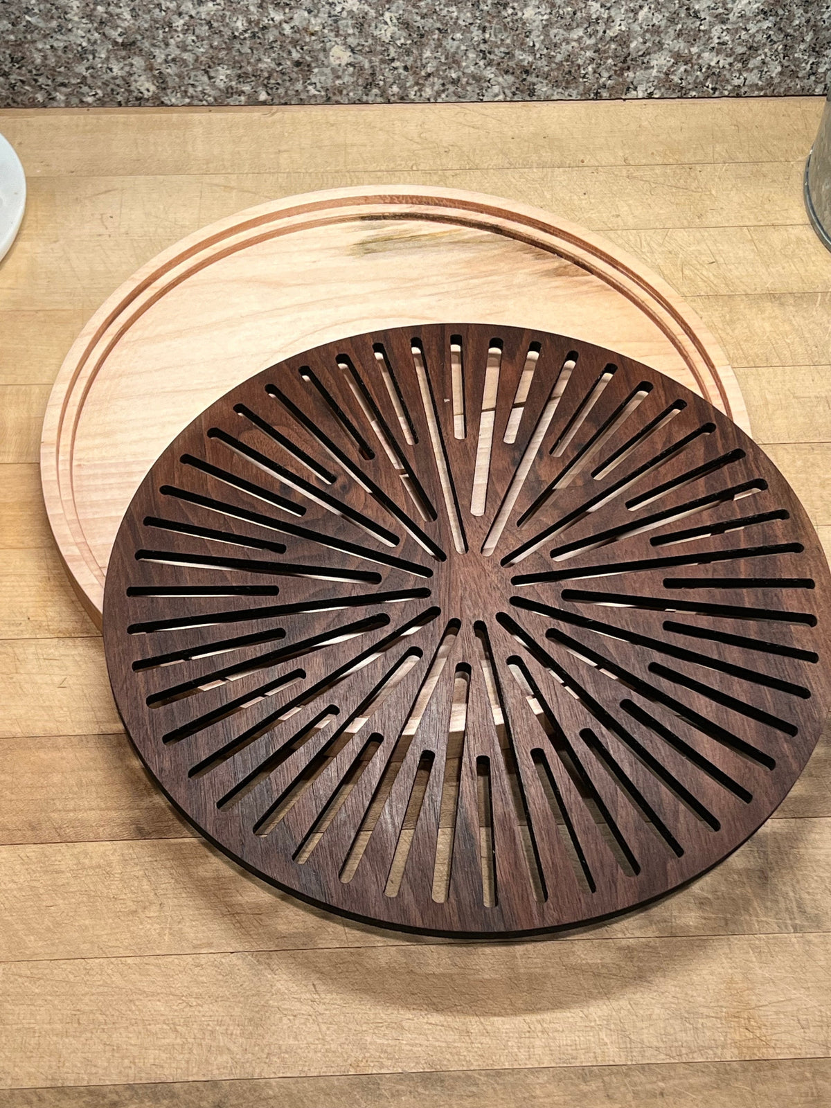 14” Round Maple and walnut bread and crumb cutting board, sourdough loaf / baked bread serving tray/Homeware